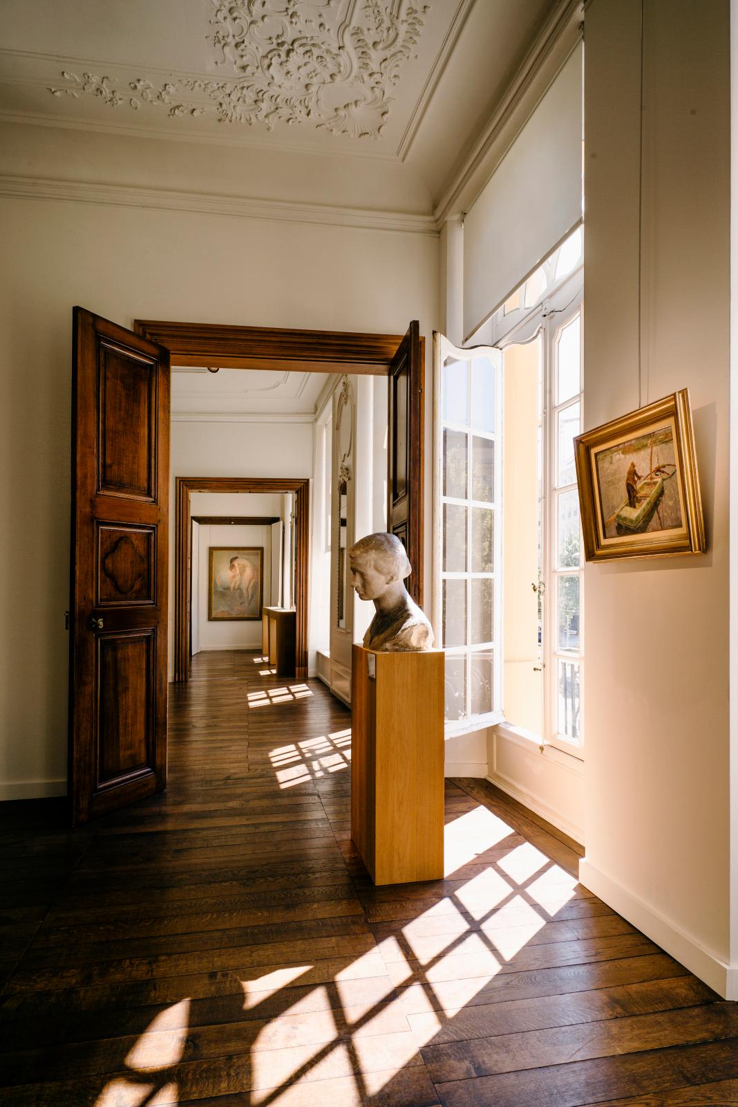 View of the series of exhibition rooms at the Ghent gallery.