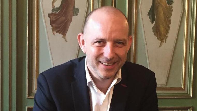 Frédéric Mauget, directeur général du Crédit municipal de Paris depuis 2016.  Frédéric Mauget bienvenue  chez ma tante