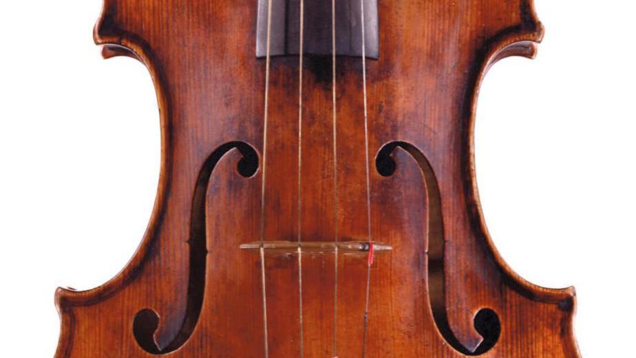   Un violon à la crémontaise