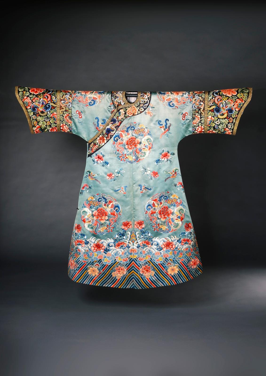 Robe informelle en soie, dynastie Qing, fin du XIXe siècle.