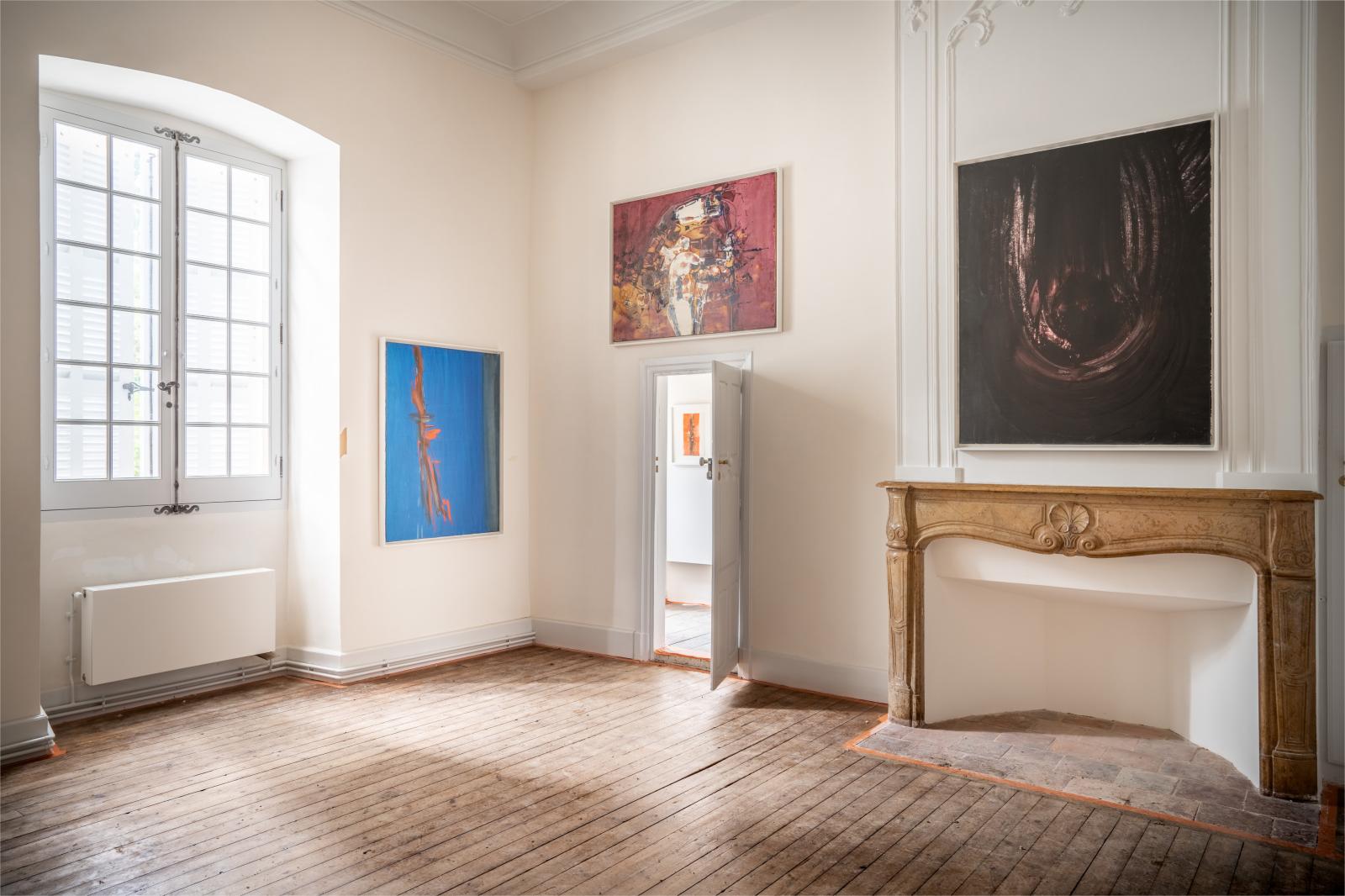 La salle des «Gestes», avec des œuvres de Jean Degottex, Claude Georges et René Duvillier. 