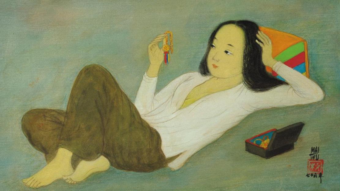 Mai Trung Thu, dit Mai-Thu (1906-1980), Le Pendentif, 1976, encre sur soie signée... Un coffret à bijoux entrouvert par Mai-Thu