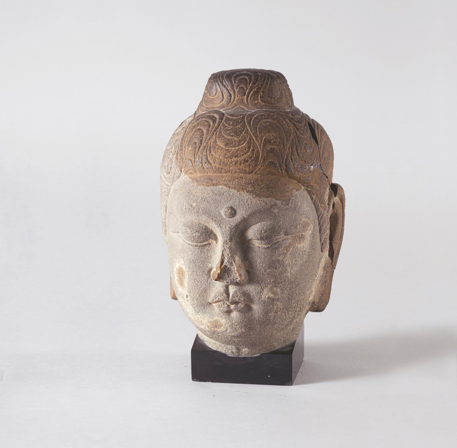 The Serenity of a Rare Buddha from the Tang Period