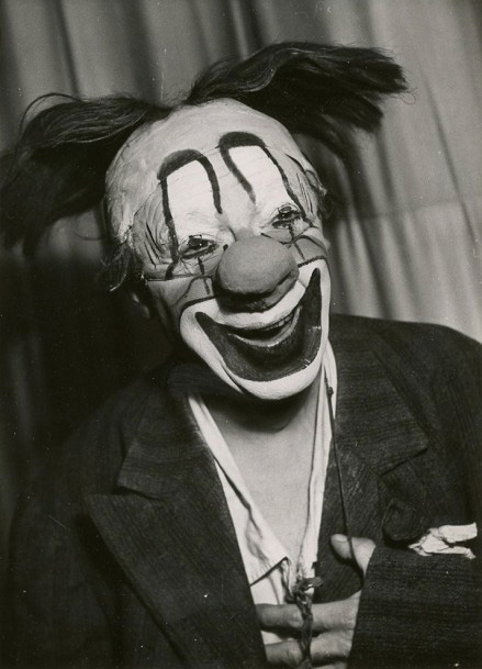 475 € Divers photographes, environ 115 épreuves argentiques d’époque sur le thème du cirque, vers 1950-1960. Drouot, 29 septembre 2016. Ad