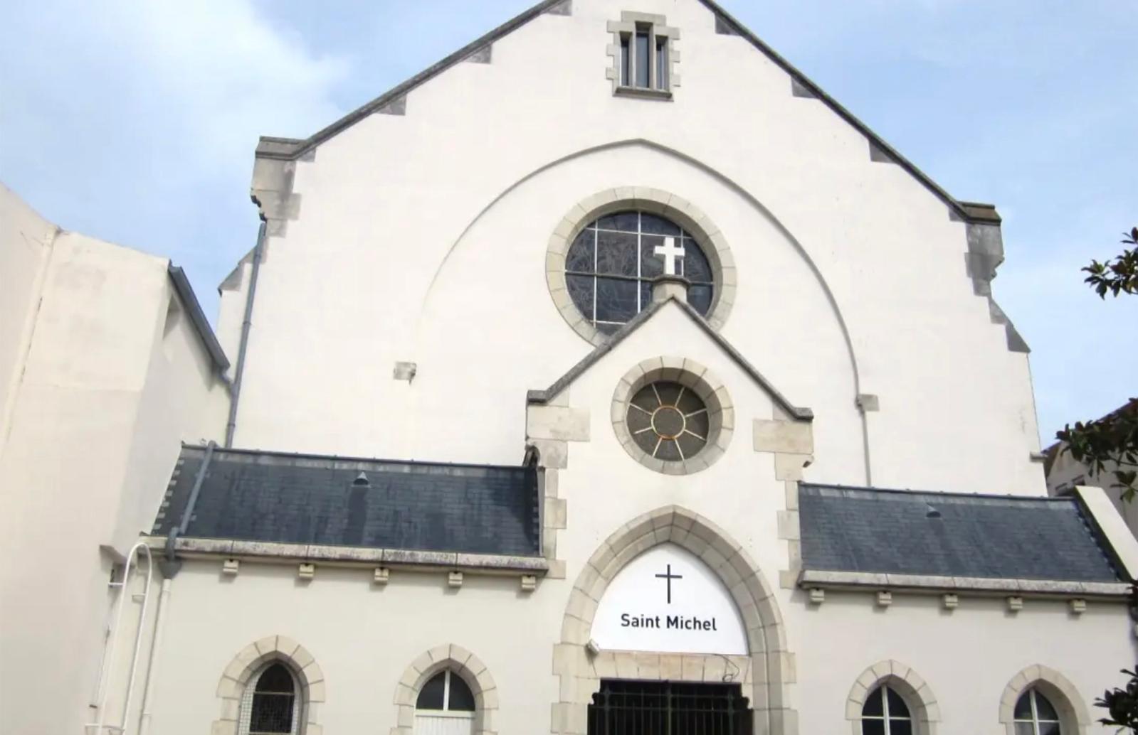 Déboulonnage en vue d’une statue de Saint Michel en Vendée