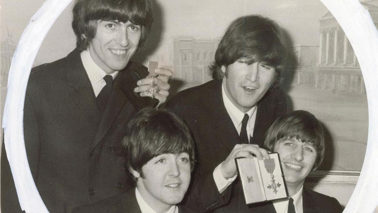 Keystone. The Beatles, George Harrison, John Lennon, Paul Mc Cartney et Ringo Starr... Les tirages de presse de Gamma Rapho Keystone