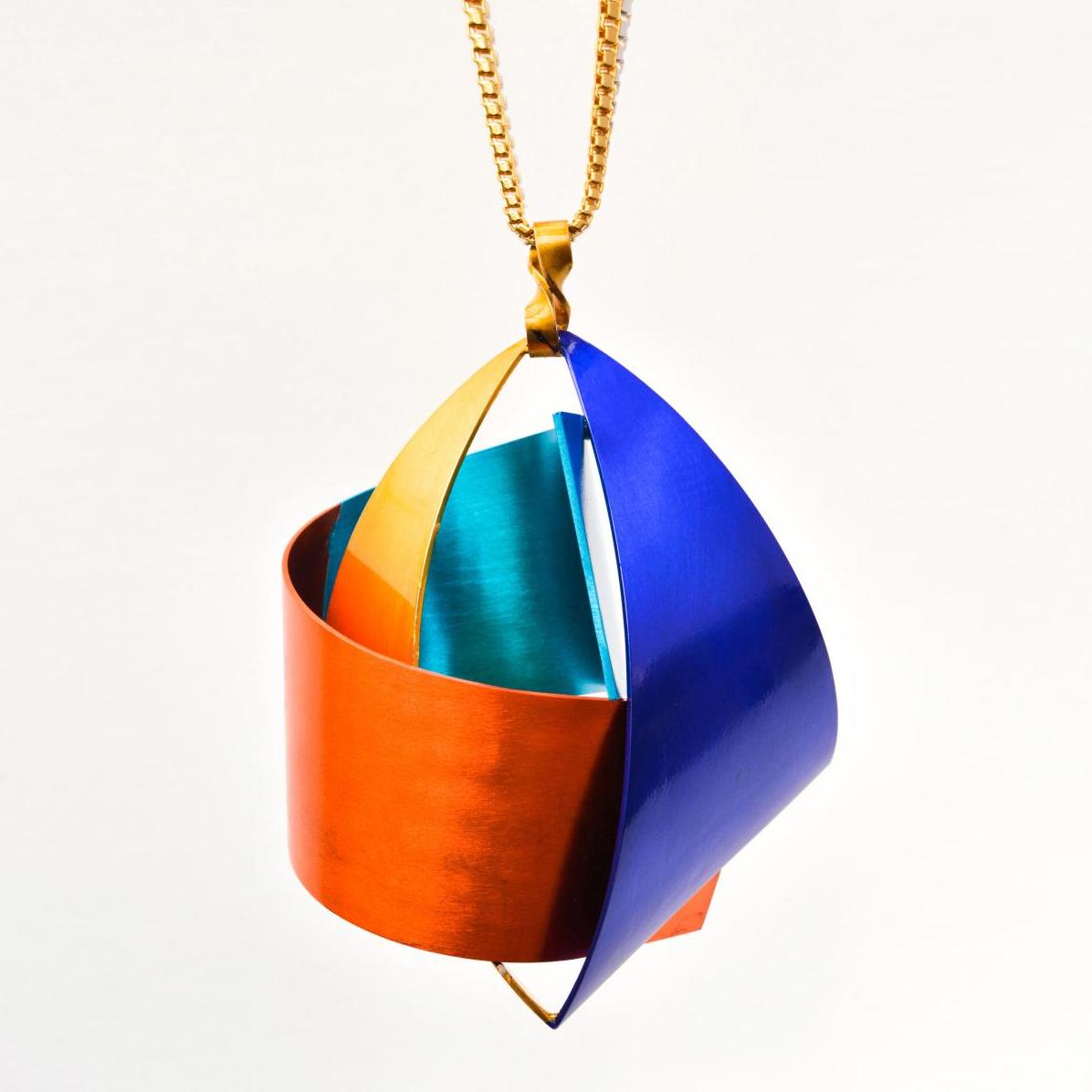 A Brilliant Showing by Artists' Jewellery - Market Trends