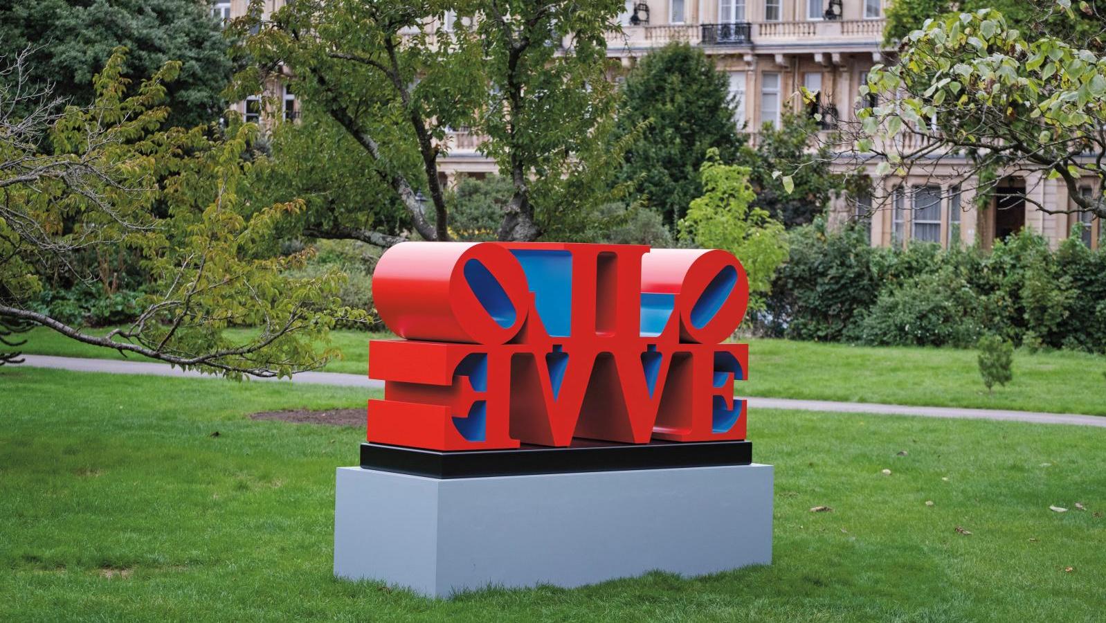 Robert Indiana, Imperial Love, 1966-1971, présenté par Waddington Custot.Frieze Sculpture... À Londres, la foire Frieze tire son épingle du jeu