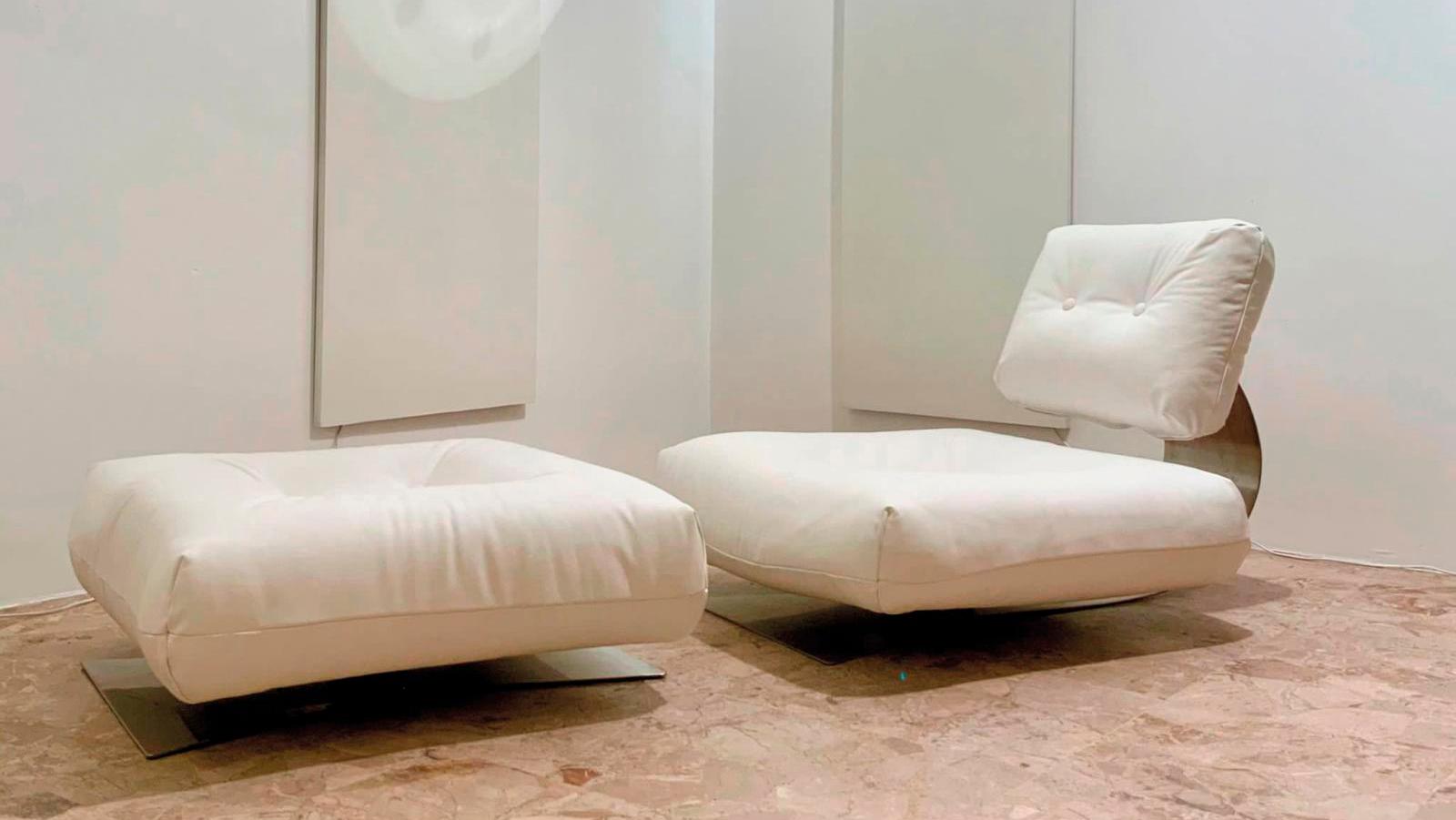 Oscar Niemeyer (1907-2012), steel and white leather Brasilia ON1 armchair and ottoman,... Twentieth-Century Furniture by Perriand and Niemeyer