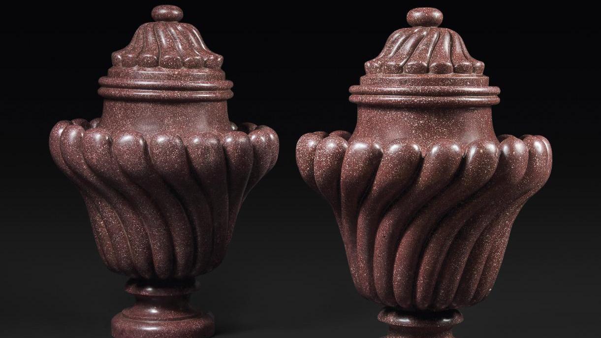 Louis XIV period. Pair of lidded vases in Egyptian porphyry, h. 53 cm/20.9. Diam.... Collector’s Porphyry