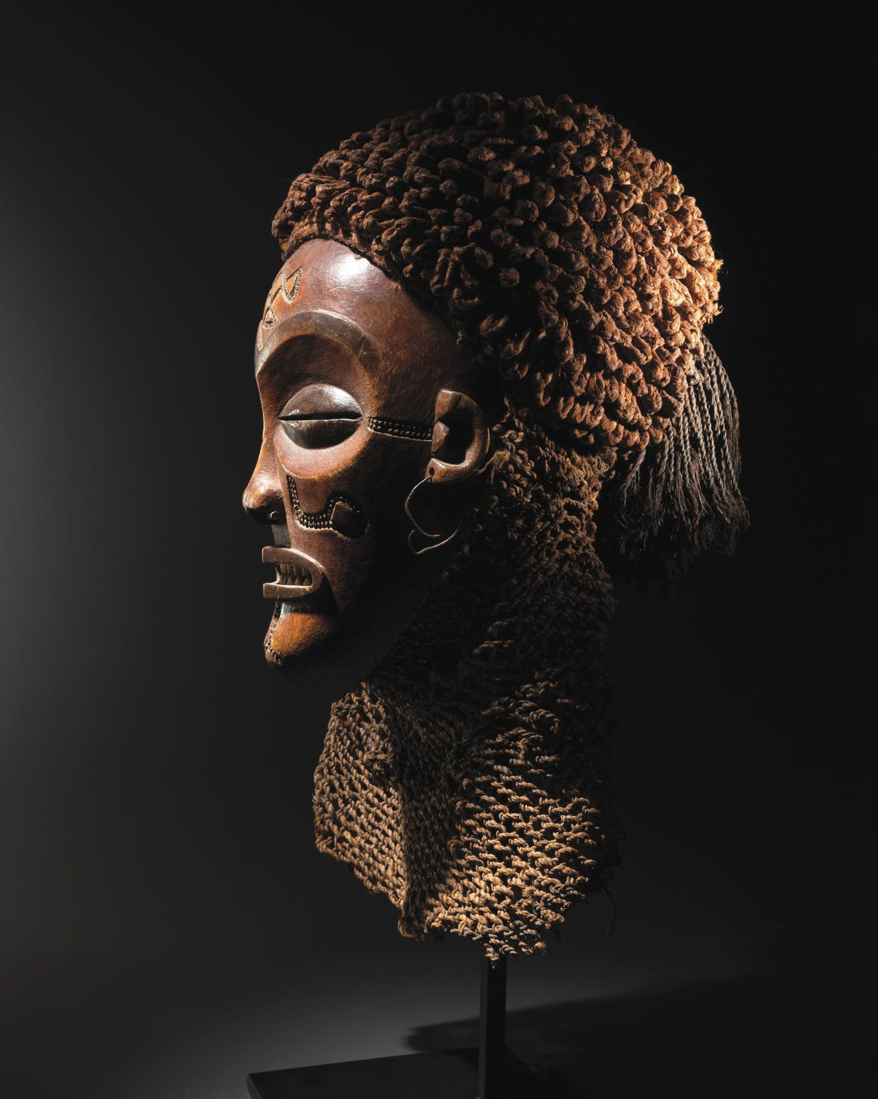 Mwana pwo Mask: An Icon of Chokwe Art