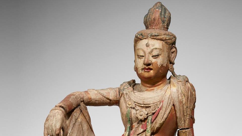 China, Song Dynasty (960-1279), remarkable statue of Guanyin, in polychrome wood... A Major Song Piece from China