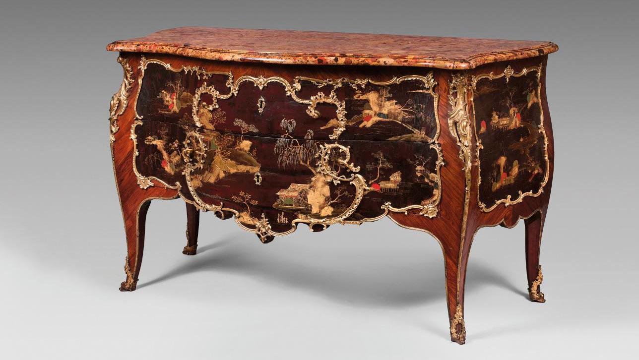 Laurent Rochette, Louis XV period, a tulip wood veneered commode decorated with lacquered... Treasures of the Valéry and Anne-Aymone Giscard d'Estaing Collection