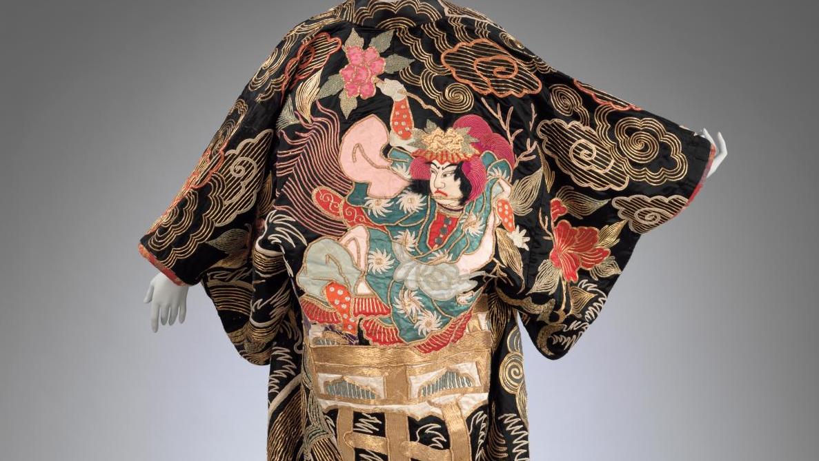 Kimono uchikake pour dame, probablement Kyoto, 1860-1880. © Victoria & Albert Museum,... 200 kimonos à voir au quai Branly