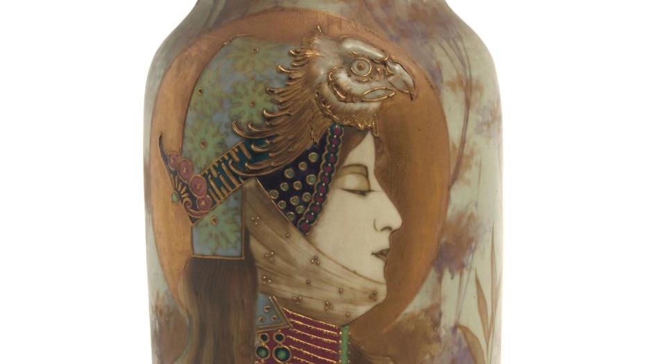   Amphora, la porcelaine made in Bohème 