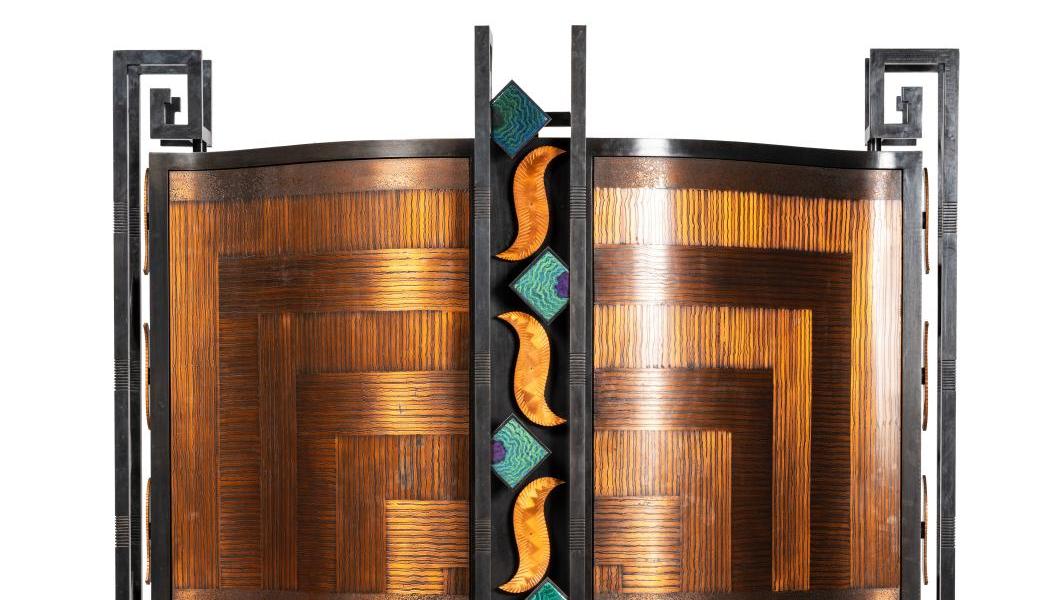André Dubreuil (1951-2022), half-moon cabinet with patinated wrought iron uprights,... The Estate of Unclassifiable French Designer André Dubreuil 