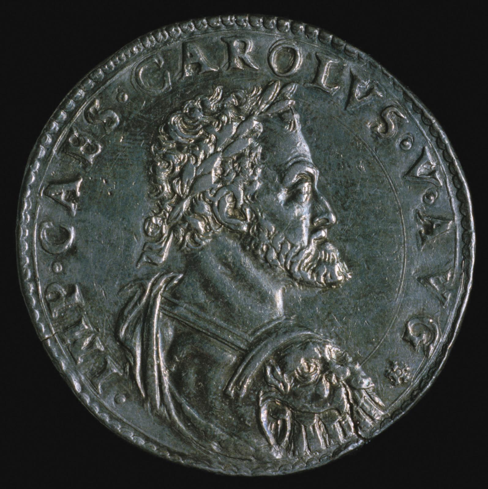 Écu en argent frappé dans les années 1535-1556 à l’effigie de Charles V de Habsbourg, empereur et duc de Milan. Courtesy Medagliere del Mu
