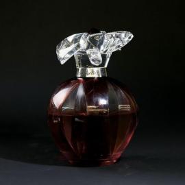 Un flacon de parfum mariant Cartier à Baccarat  - Panorama (avant-vente)