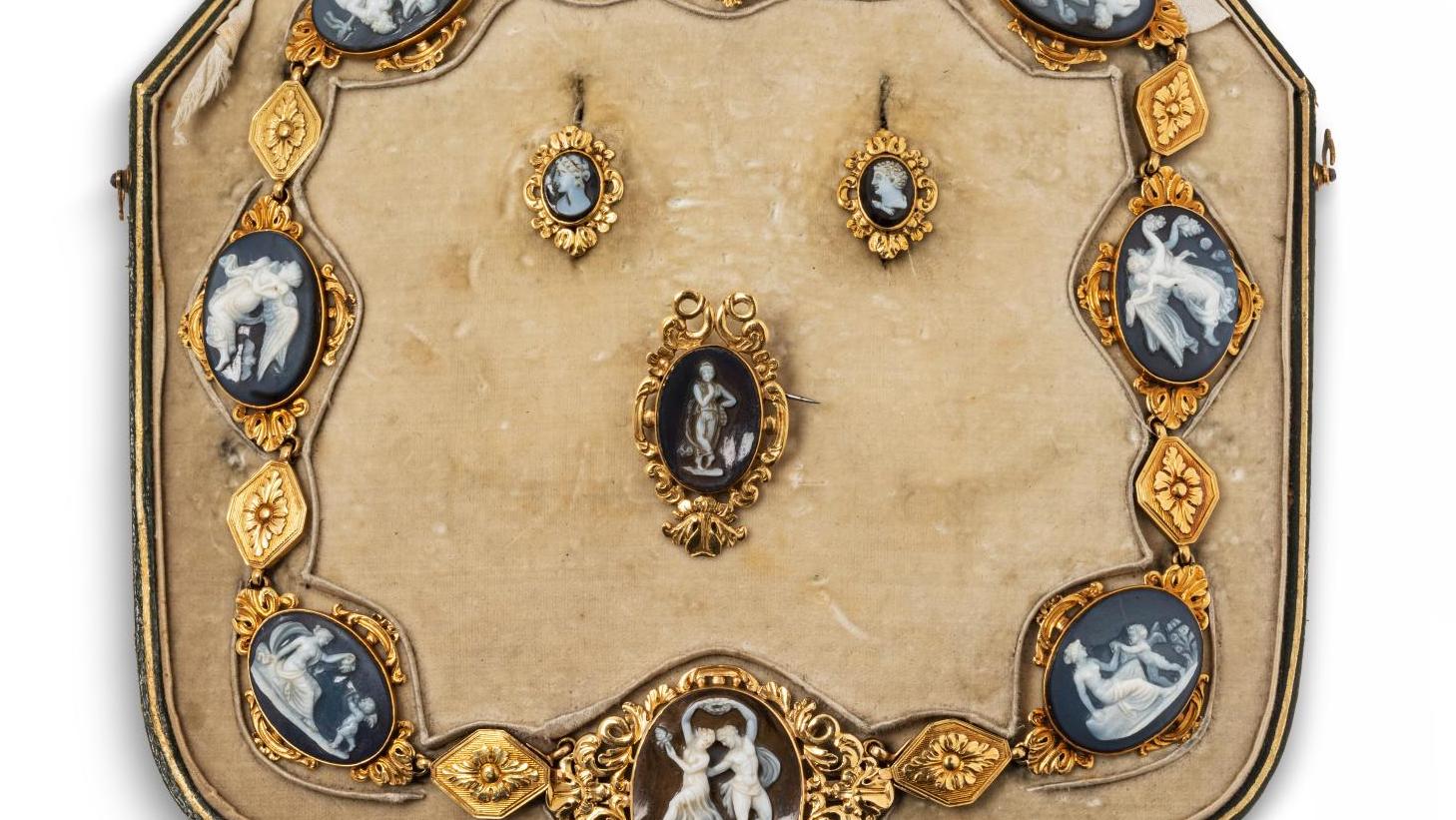   Des amours de camées à l’antique 