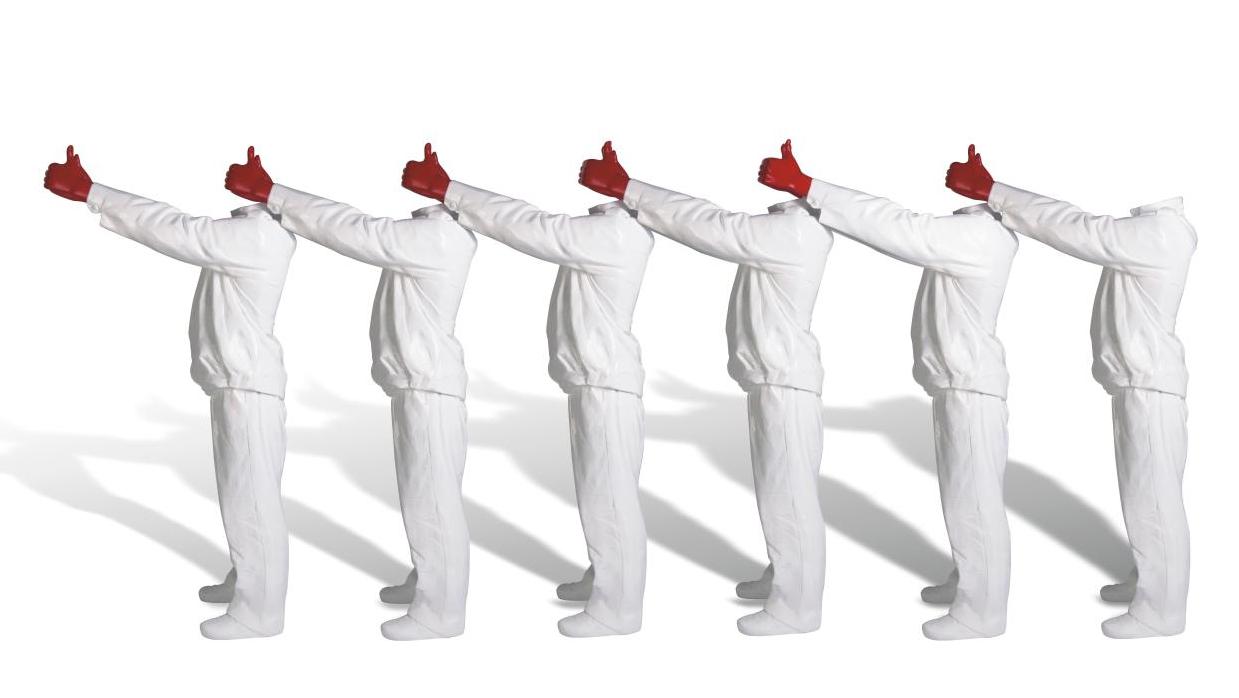 Liu Bolin (né en 1973), Red Hand, 2007, ensemble de six sculptures en résine et fibre... Les mains rouges de Liu Bolin