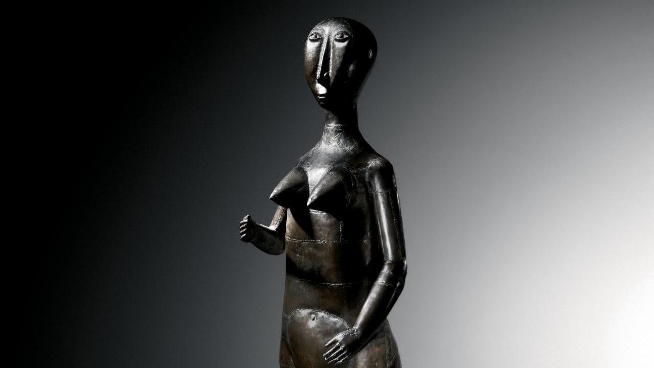 Philippe Hiquily (1925-2013), African Queen (The Black Goddess), 1953, tôle soudée... La femme, totem de Philippe Hiquily