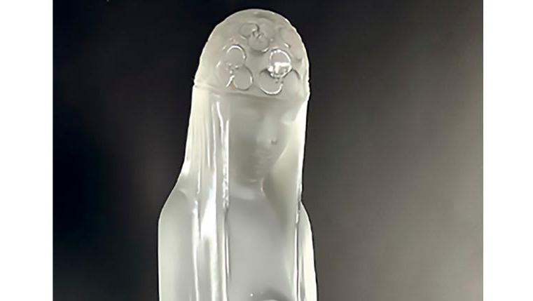 René Lalique (1860-1945), statuette Source de la fontaine Galatée, modèle créé en... René Lalique et les métamorphoses du verre