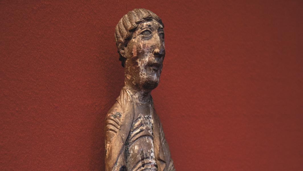 Bourbonnais (Allier), première moitié du XIIe siècle, Christ en majesté, ronde-bosse... Demande de restitution : d’une Vierge l’autre