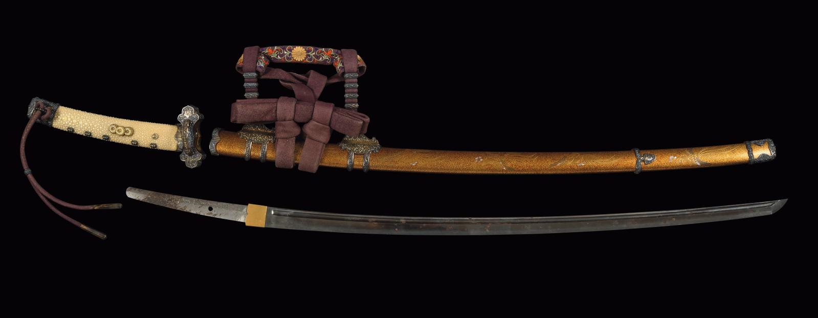 Gassan Sadakazu (1836-1918), sabre d’honneur du maréchal Joffre, dit «tachi katana», ère Taisho (1912-1926), lame sugata à gorge Hi, fusée