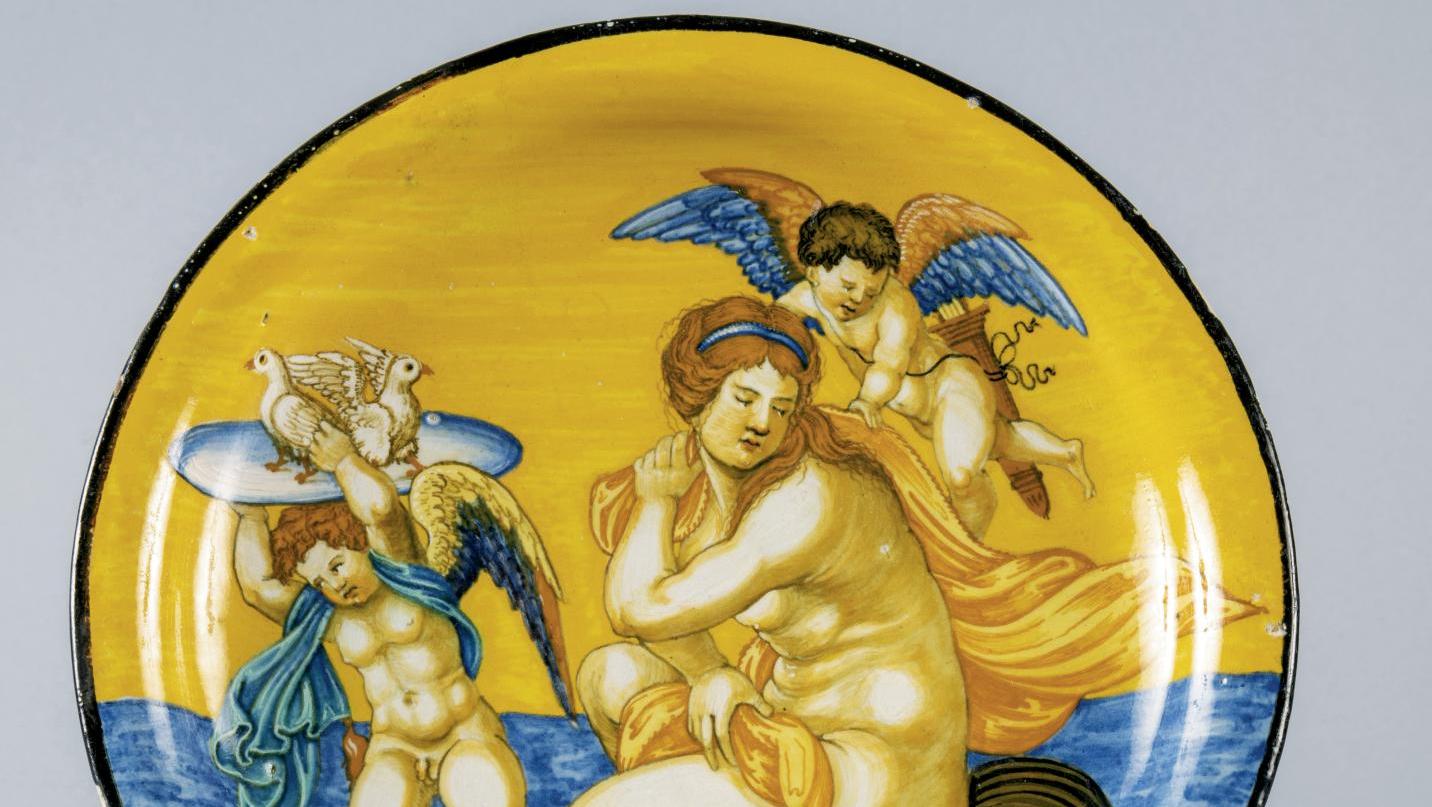 Urbino, 1537, Francesco Xanto Avelli (vers 1486-vers 1542), plat rond en majolique... Vénus sur une majolique d’Urbino