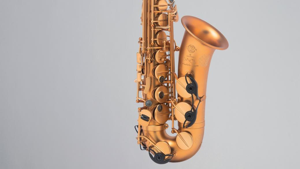 Saxophone alto Selmer Suprême modèle 2022, n° 001, en laiton laqué or foncé mat,... Des rythmes modernes avec Heckel et Selmer 
