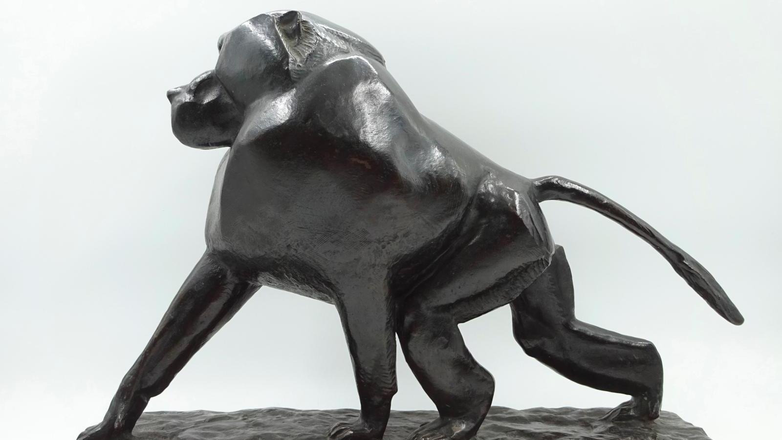 Georges Lucien Guyot (1885-1972), Cynocéphale marchant, épreuve en bronze à patine... La vie des animaux selon Guyot