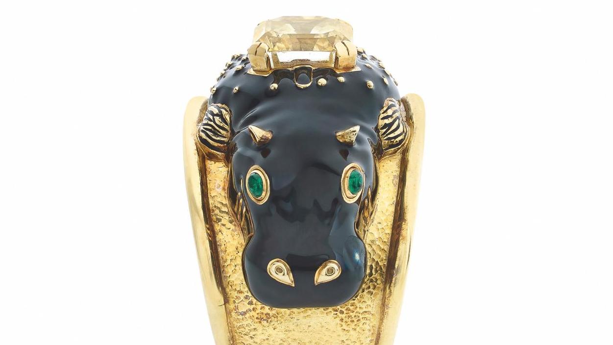 David Webb (1925-1975), "Hippopotamus" cuff bracelet in gold, yellow sapphire, black... David Webb: The Animal Jeweler Who Conquered New York