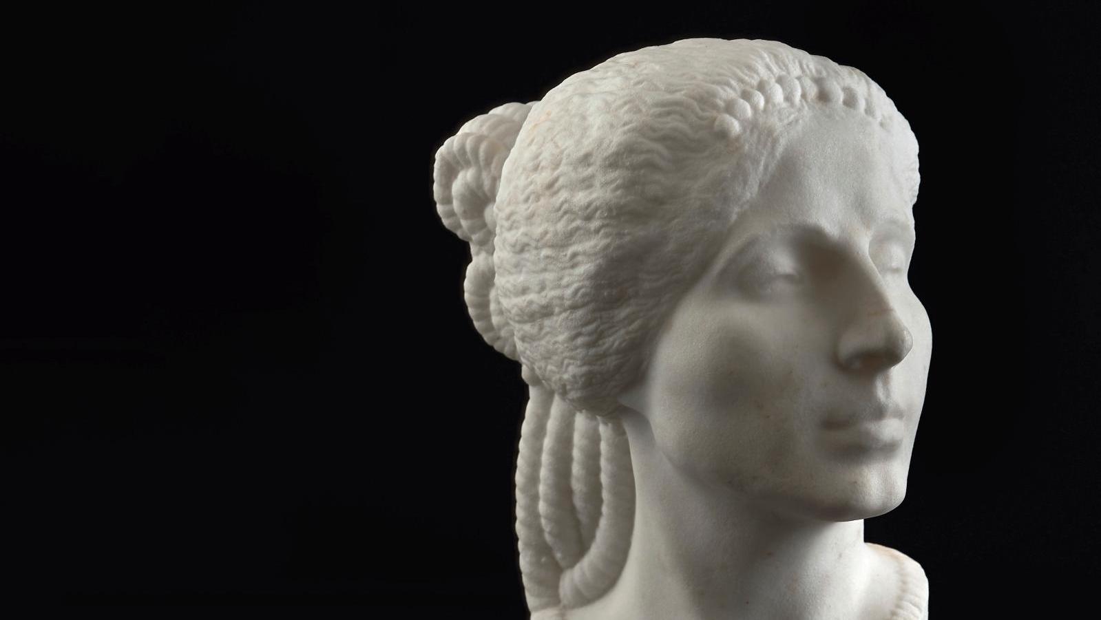 Séraphin Soudbinine (1870-1944), Buste de femme aux cheveux tressés, vers 1913, marbre... Un portrait de la Pavlova par Soudbinine