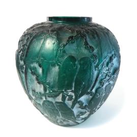  Un vase Perruches de Lalique