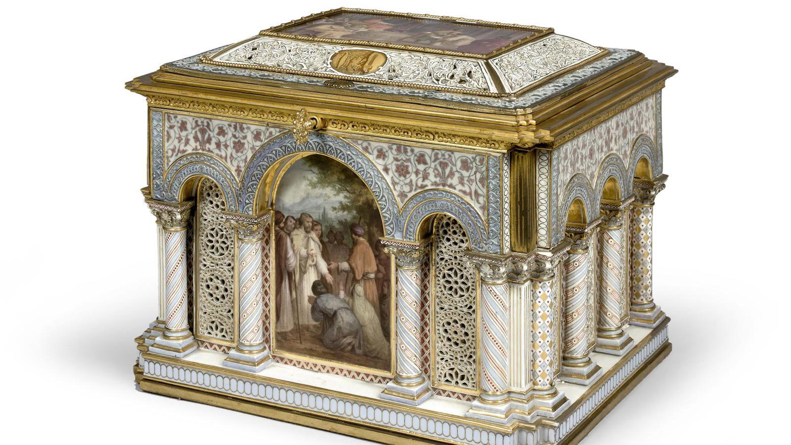 €33,020 Sèvres, c. 1846-1853. “Roman" jewelry box in hard porcelain and gilt bronze,... Art Price Index: Historicism in the 19th century