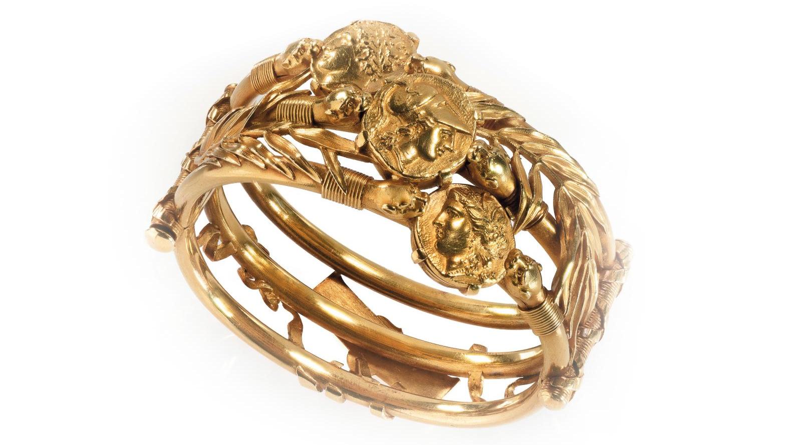Lucien Falize (1839-1897) et Germain Bapst (1853-1921), bracelet rigide en or jaune... L’Antiquité gréco-romaine inspire Bapst & Falize