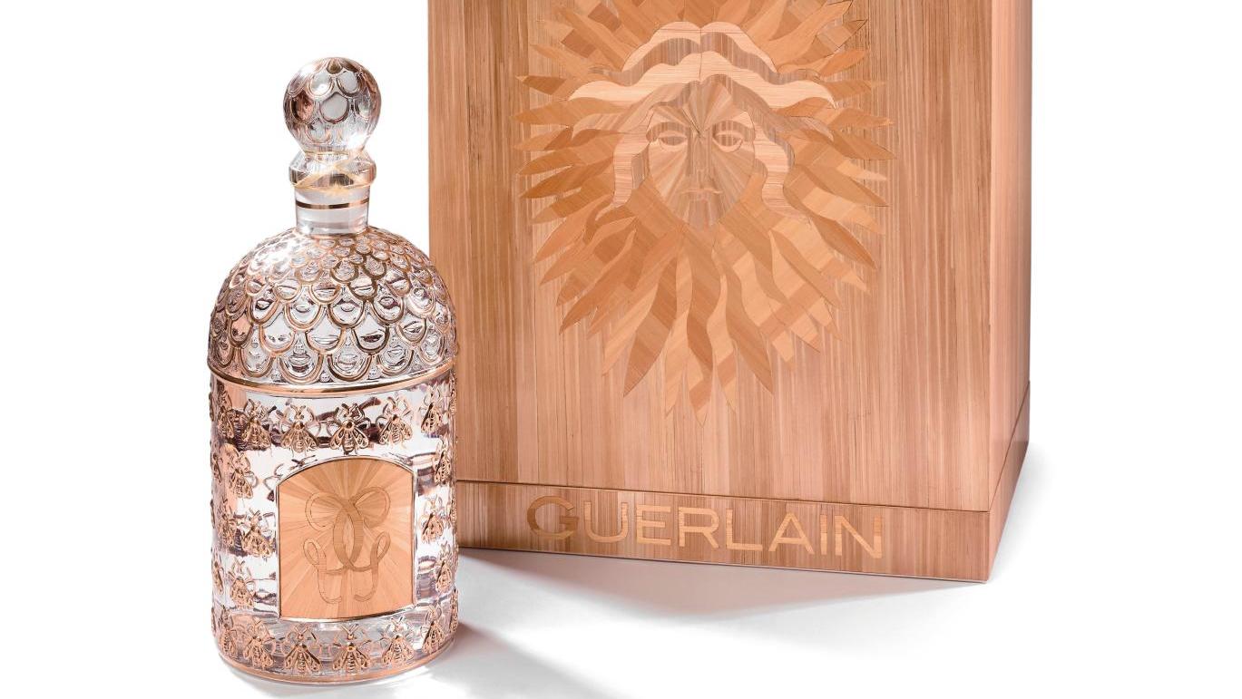 5 080 € Guerlain, Eau de Cologne impériale, flacon en verre modèle «Abeilles dorées»,... Cote : les abeilles de Guerlain