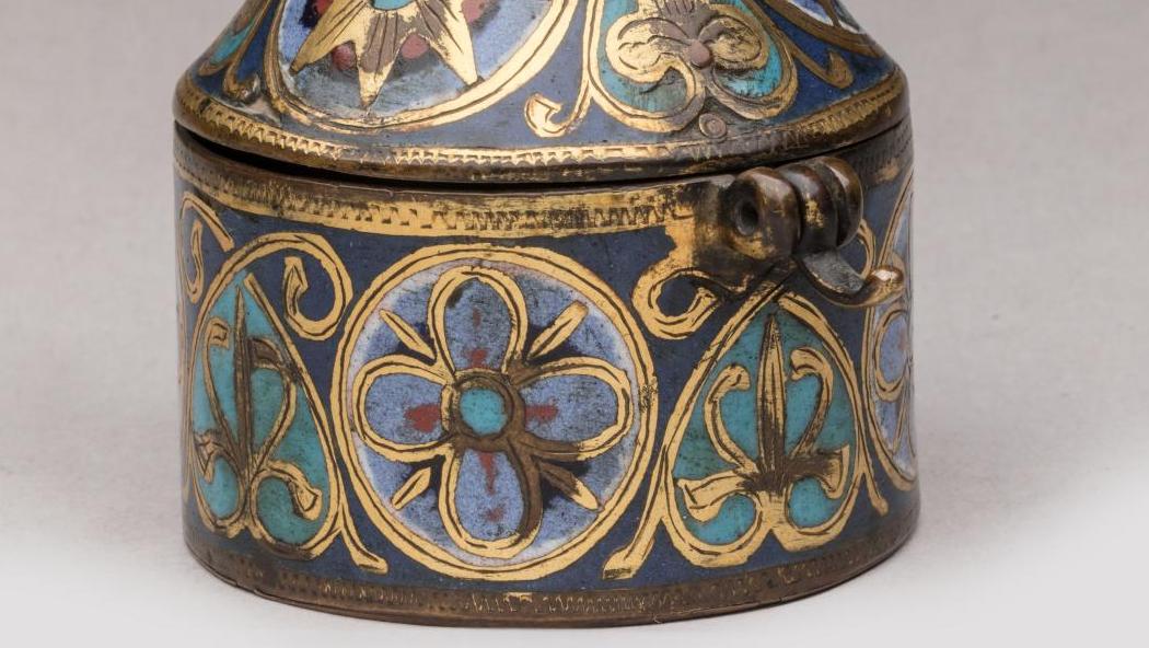 Limoges, vers 1230-1250. Pyxide, cuivre champlevé, gravé, émaillé et doré, émaux,... L’art des émaux de Limoges vers 1250