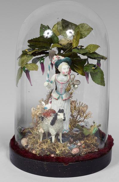 1 375 € Nevers, XVIIIe siècle. Personnage en verre filé, debout sur un tertre herborisé, un coq à ses pieds.Drouot, 23 juin 2014. Art Richelieu - Cast
