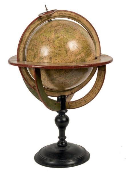 50 800 € Jean-Baptiste Fortin (1740-1817), ensemble de quatre sphères terrestre, céleste et armillaires, fin XVIIIe siècle, h. 50 cm, diam. 23 cm. Dro