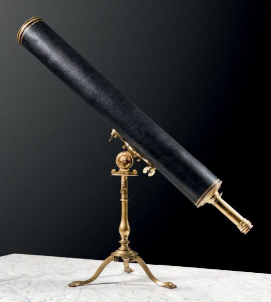 4 000 € Claude Siméon Passemant (1702-1769), télescope grégorien, Paris, XVIIIe siècle, laiton, 48 x 85,5 cm. Drouot, 15 octobre 2014. Binoche et Giqu
