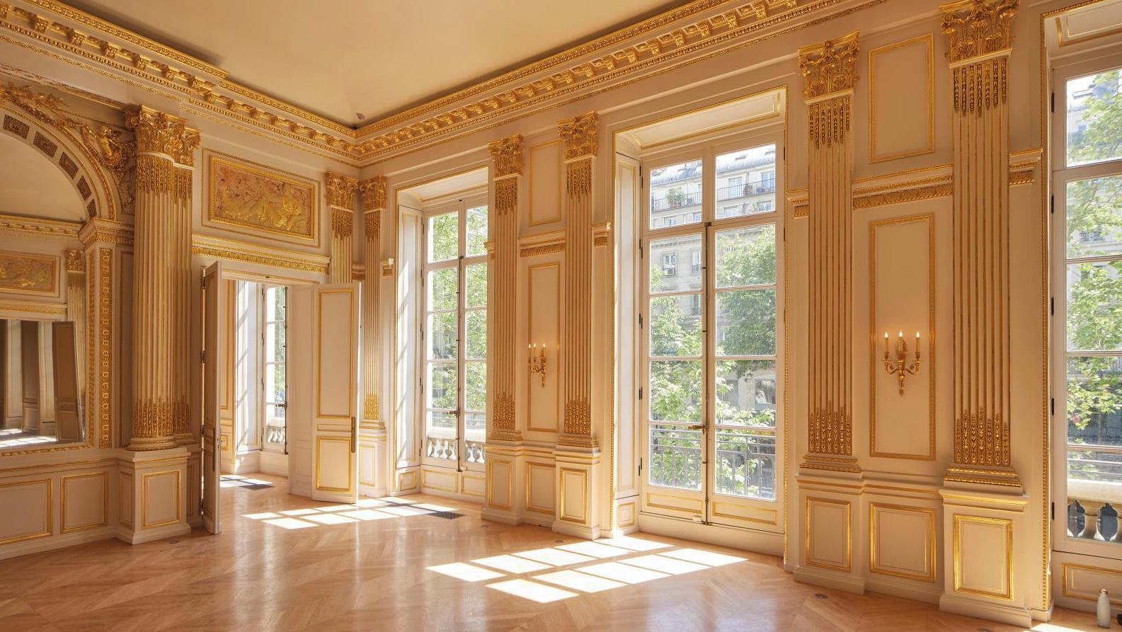 Le grand salon d’époque Louis XVI. © Benjamin Chelly  L’hôtel de Mercy-Argenteau, un écrin pour l’École des arts joailliers