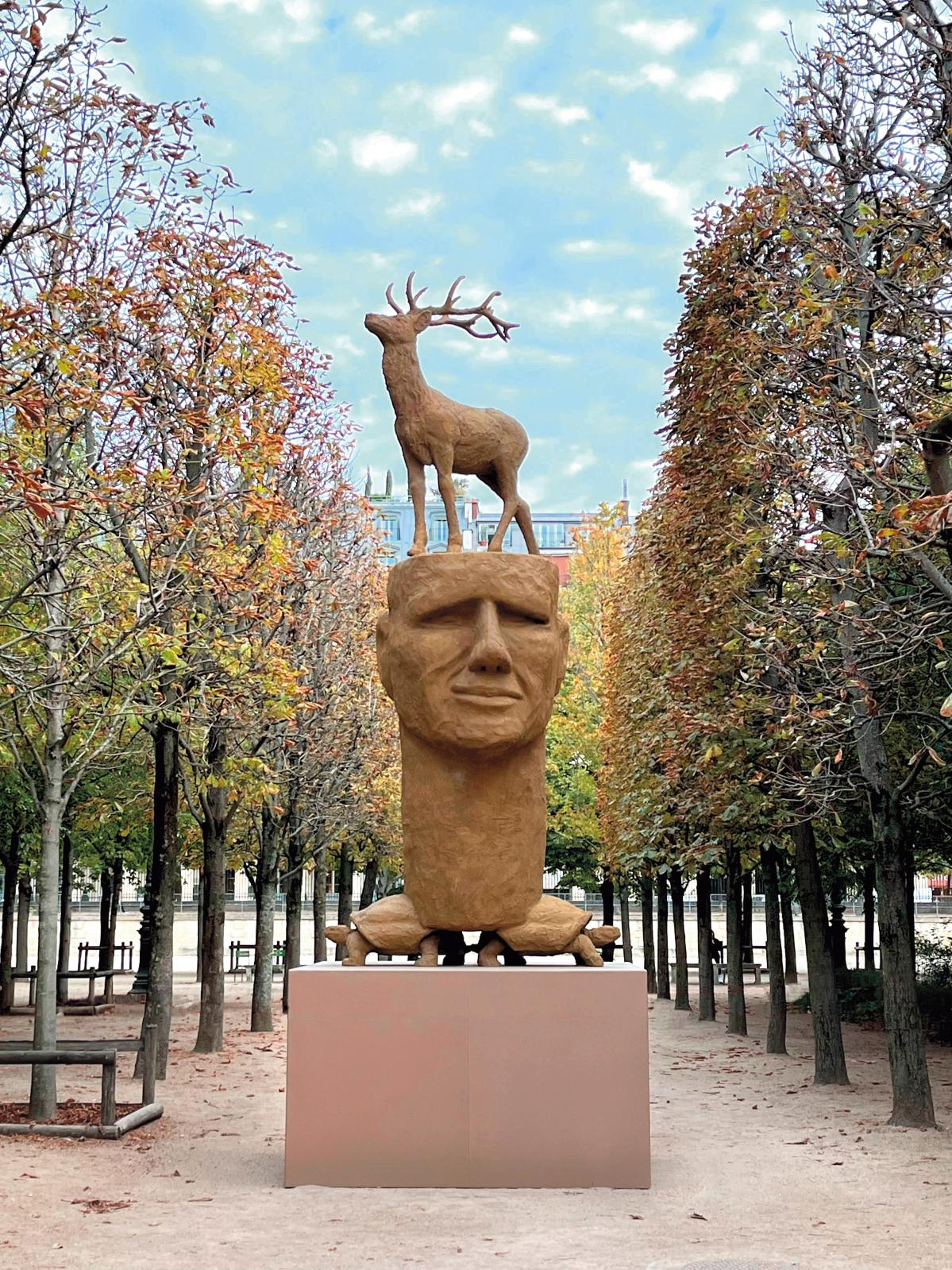 À la foire Paris +, la sculpture hors les murs et grands formats