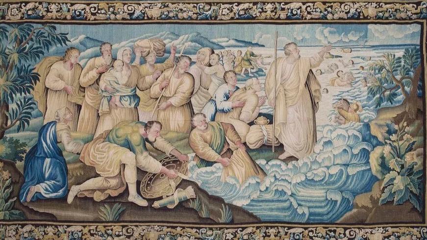 Milieu du XVIIe siècle, manufacture royale d’Aubusson, Moïse et la traversée de la... Moïse sur une tapisserie monumentale d'Aubusson