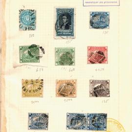 Des timbres  du monde entier… en apparence 