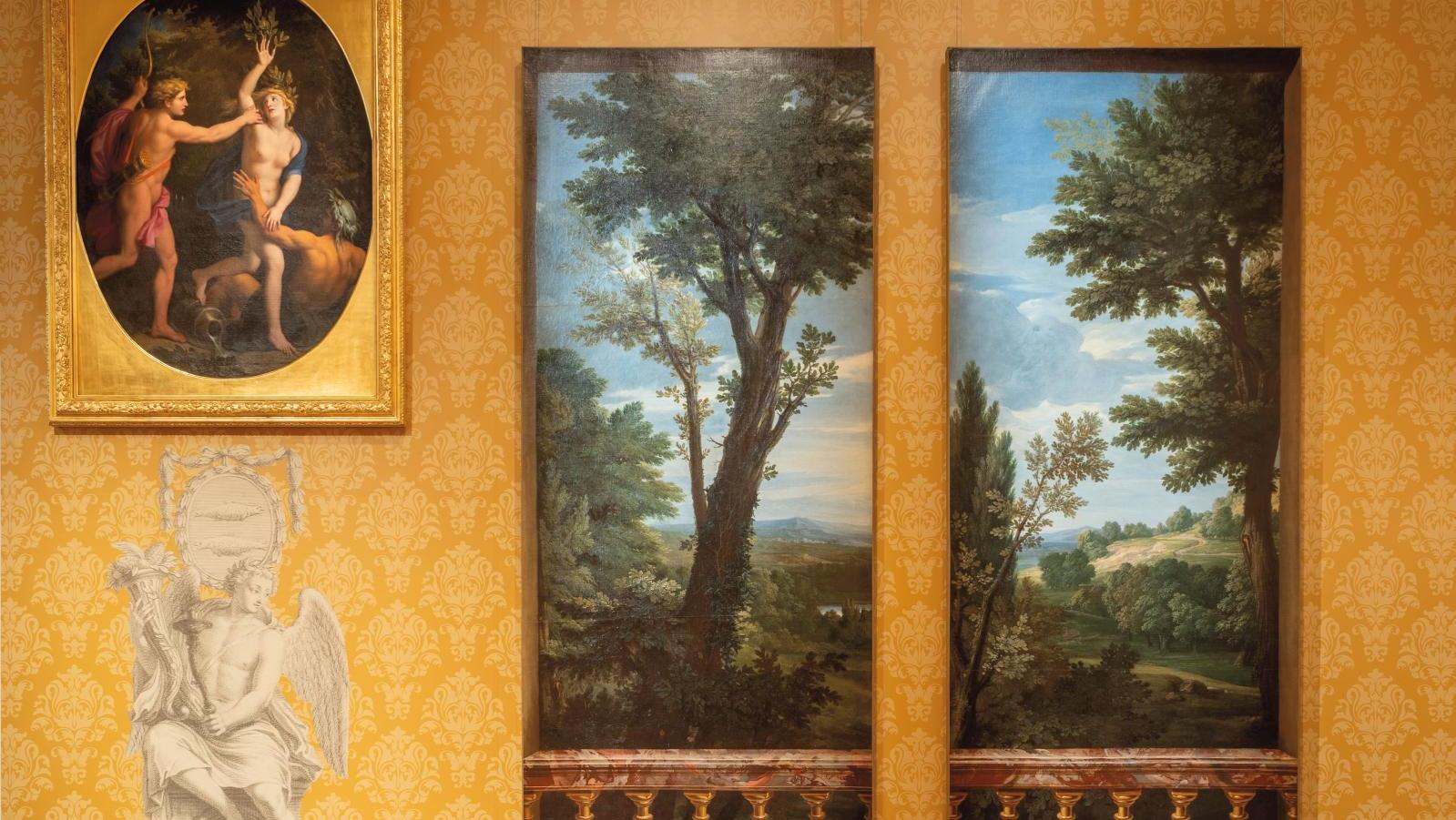 Près d'un piédestal royal en brèche grise, Apollon et Daphné et Paysages avec portique... Une nouvelle galerie d’histoire pour les 400 ans de Versailles