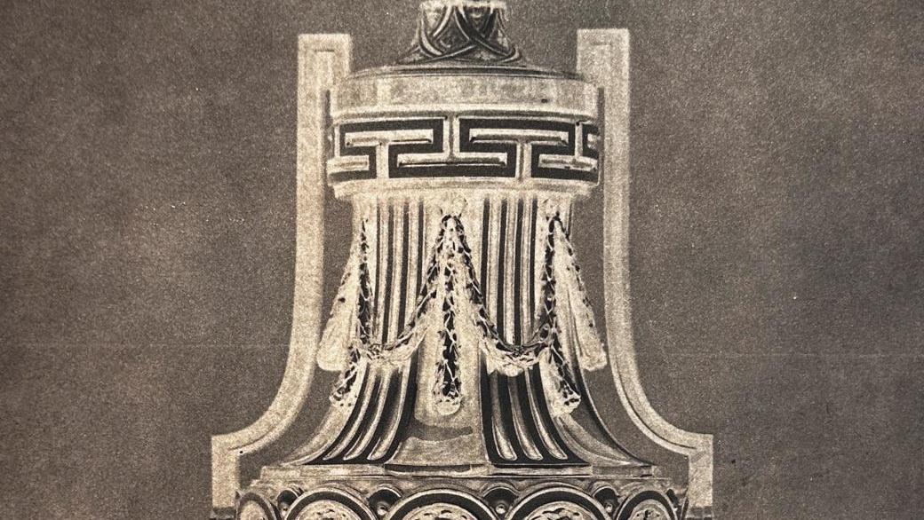 Louis-Rémy Robert (1810-1882), Vase grec à rosettes en porcelaine peint d’après un... Louis-Rémy Robert met la main à la pâte