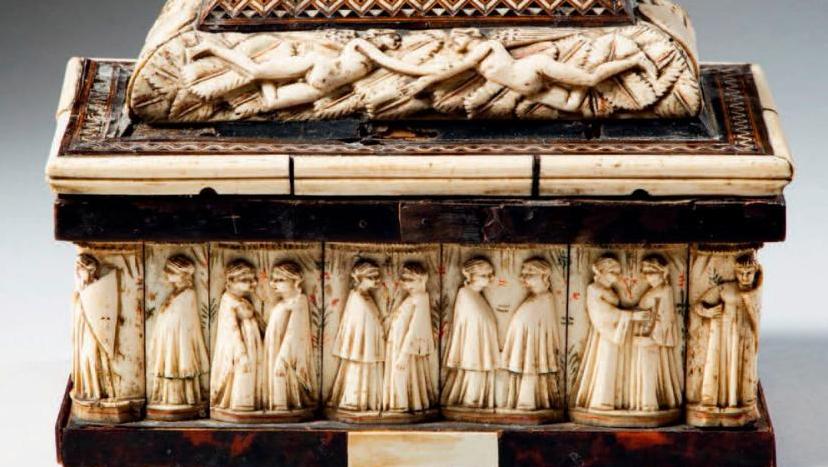 10 140 €Atelier des Embriachi, Venise, XVe siècle, coffret à âme en bois et couvercle... Cote : les coffrets Embriachi