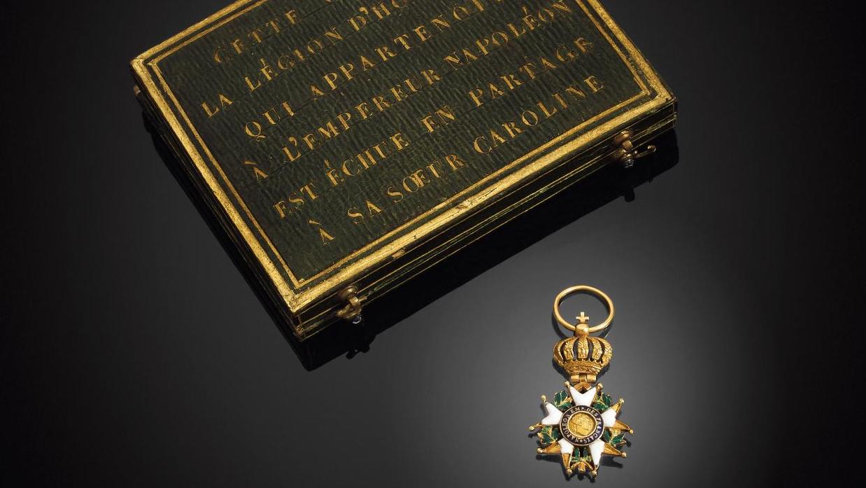 Aigle d’or en réduction de la Légion d’honneur, modèle de la fin de l’Empire ou des... La Légion d’honneur de Napoléon Ier