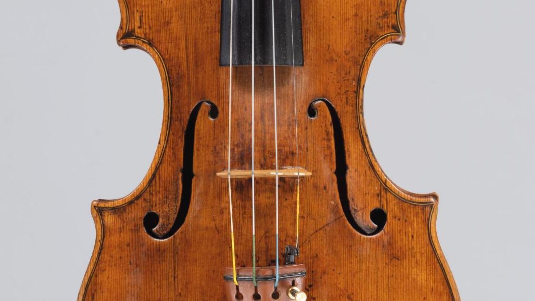 Violon de Carlo Giuseppe Testore (vers 1660-1716), fait à Milan vers 1695-1700, l. 35,4 cm.... Un quatuor mené par un violon milanais